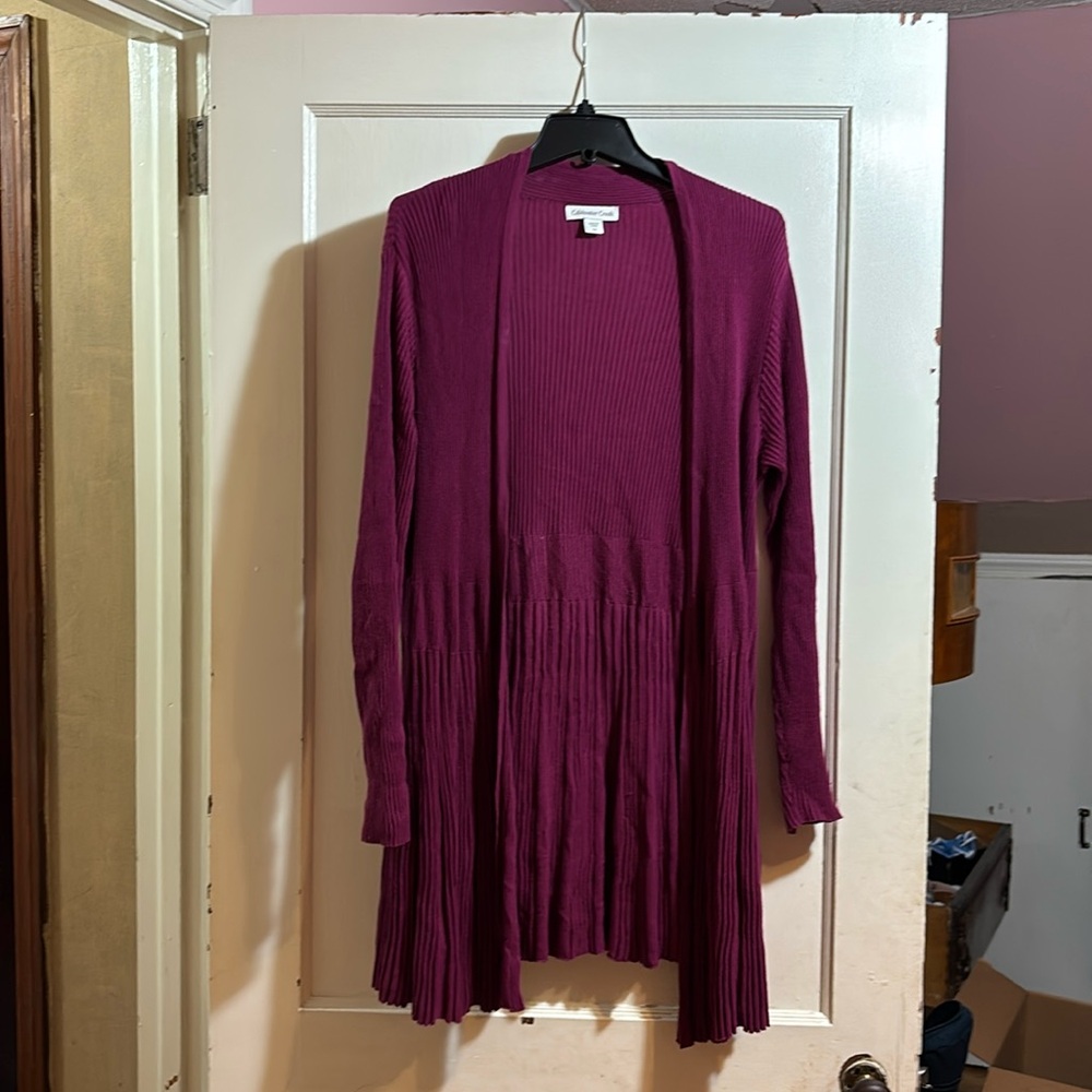 Burgundy Pleated Open Cardigan